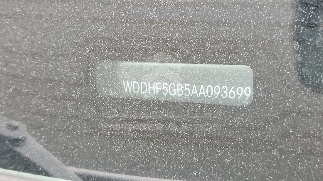 مرسيدس E 350 2010 — رقم الشاسيه على الهيكل — صورة 5