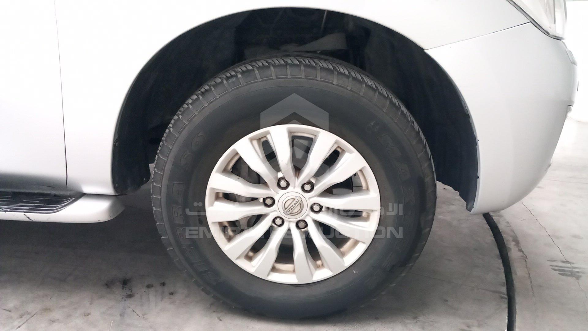 2015 NISSAN PATROL VIN: JN8AY2NY7F9113718