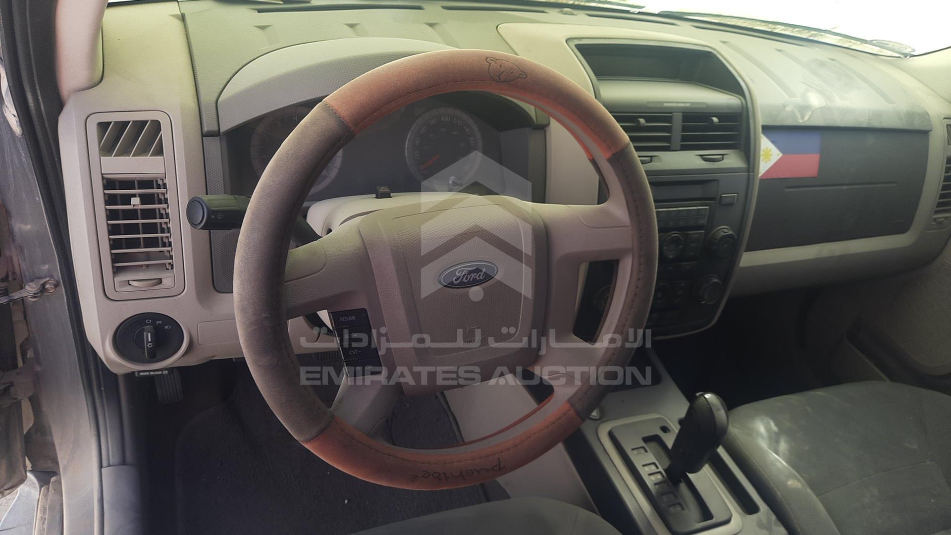 2008 FORD ESCAPE VIN: 1FMCU92148KA58989