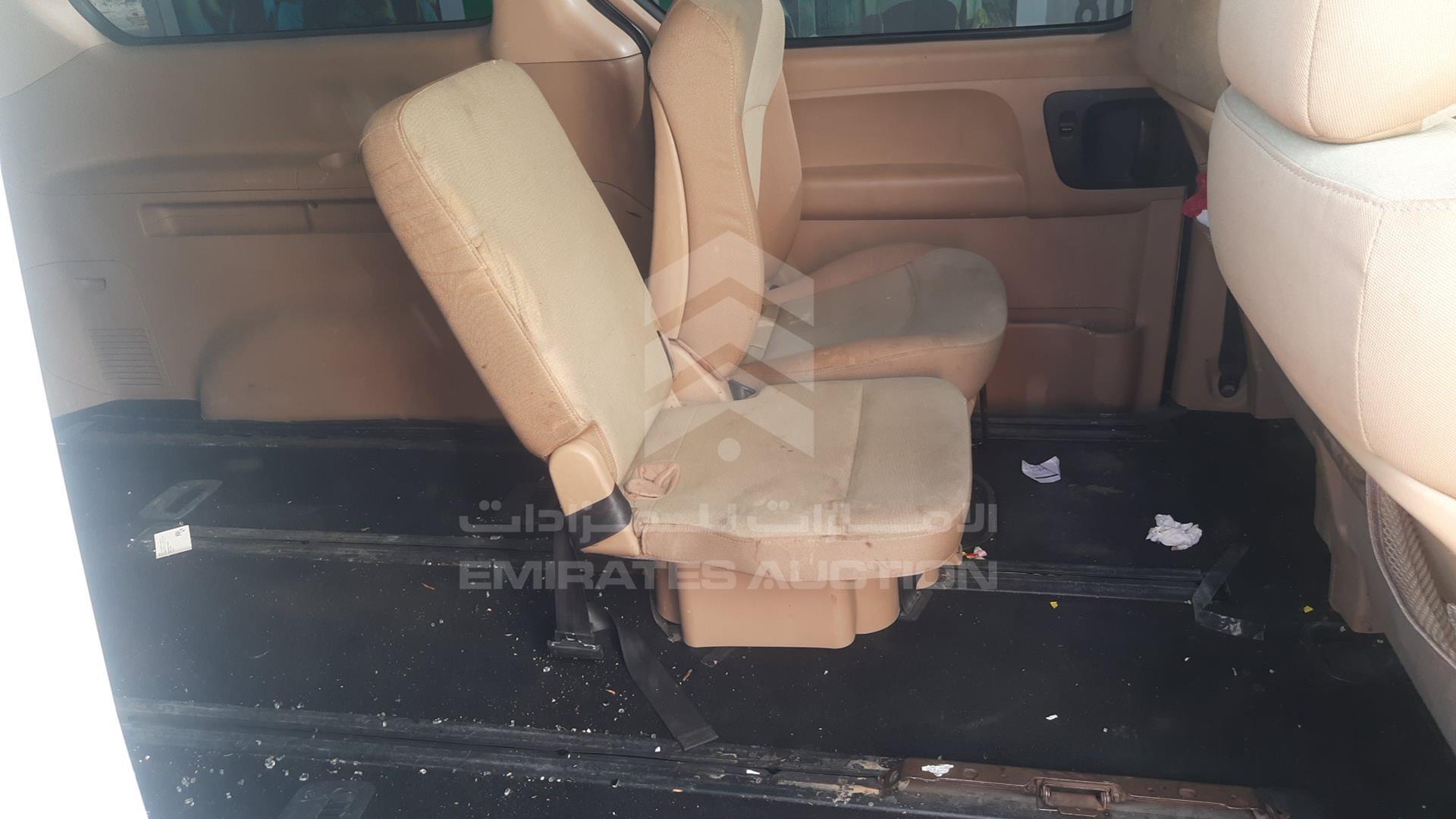 2016 HYUNDAI H1 VIN: KMJWA37R8GU761238