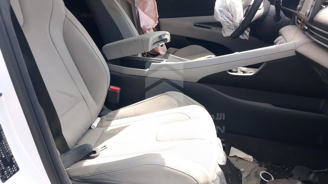 2024 Hyundai Elantra — Front Right Passenger Seat View — Photo 21