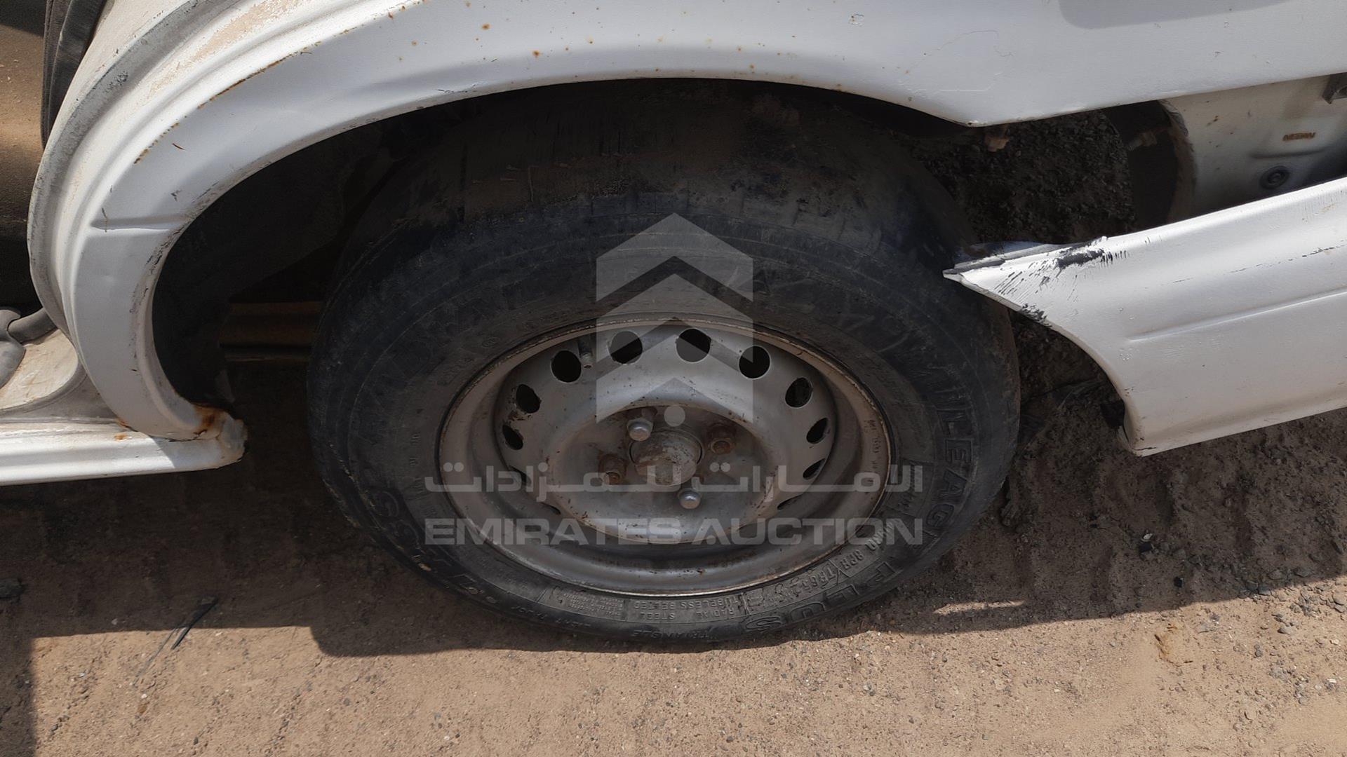 0 NISSAN SUNNY VIN: JN1BB41S1XW005597