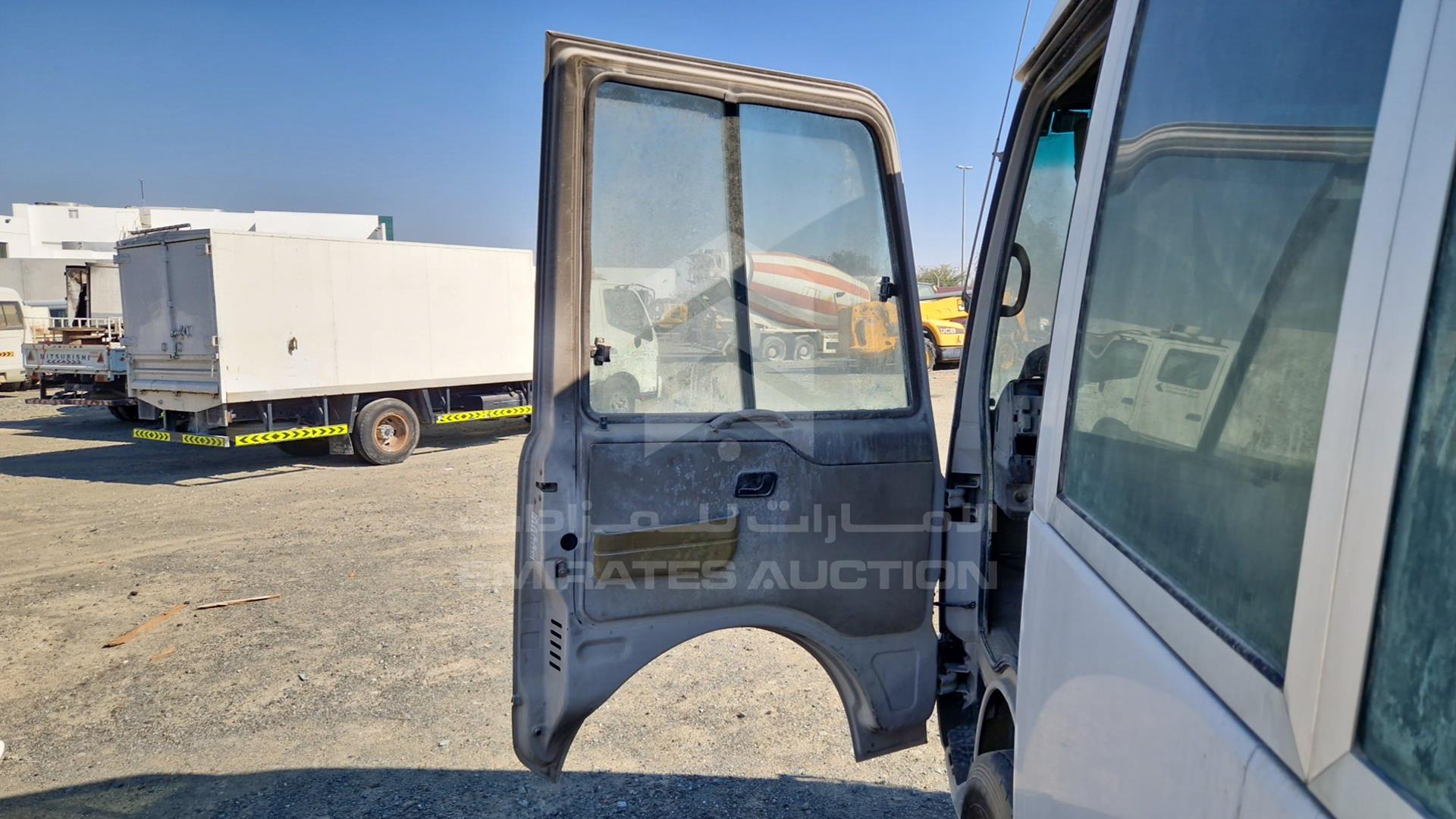 2016 MITSUBISHI ROSA VIN: JL5B3G6P8GRP21309