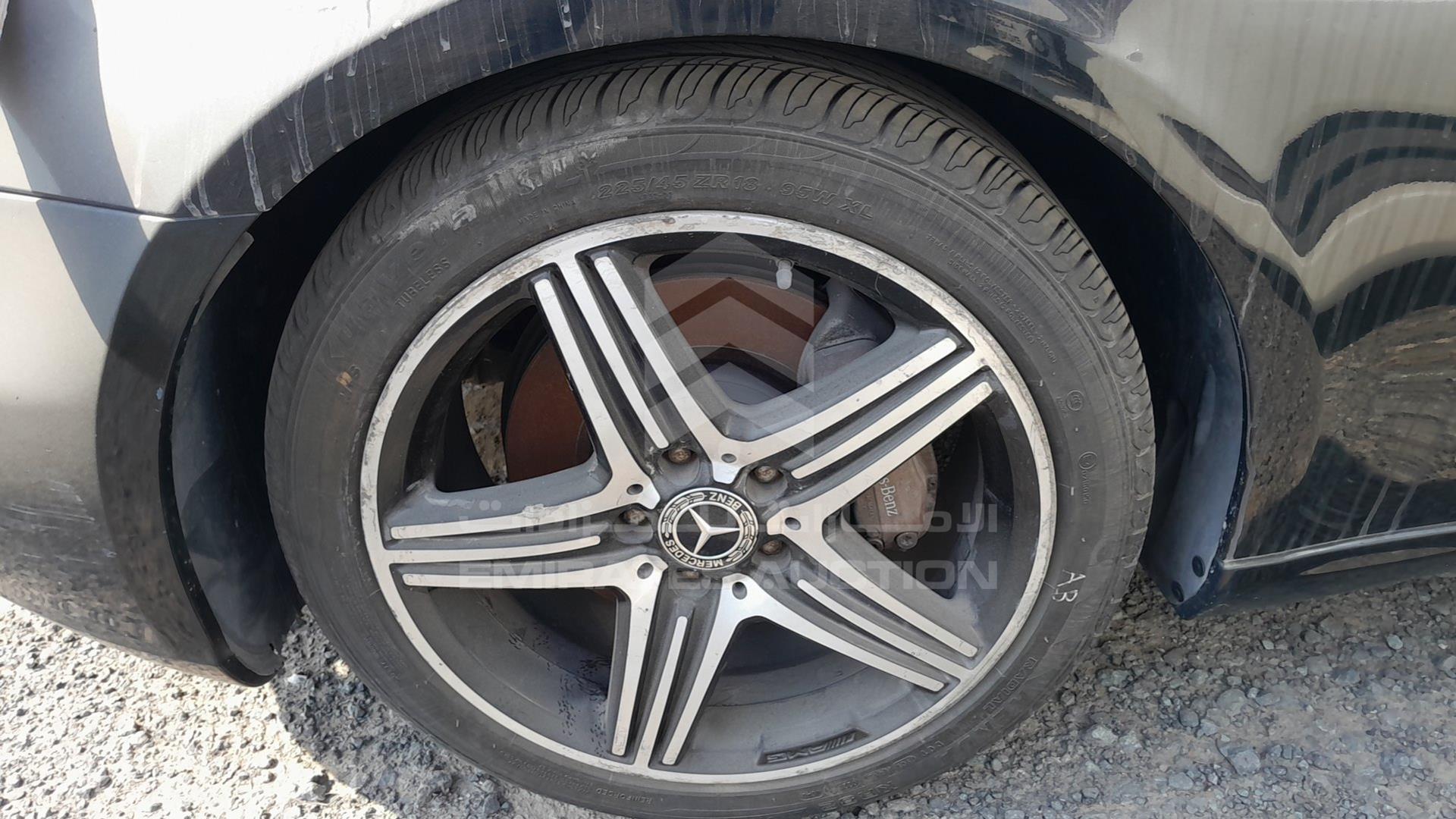 2005 MERCEDES CLS 350 VIN: WDD2193561A007353