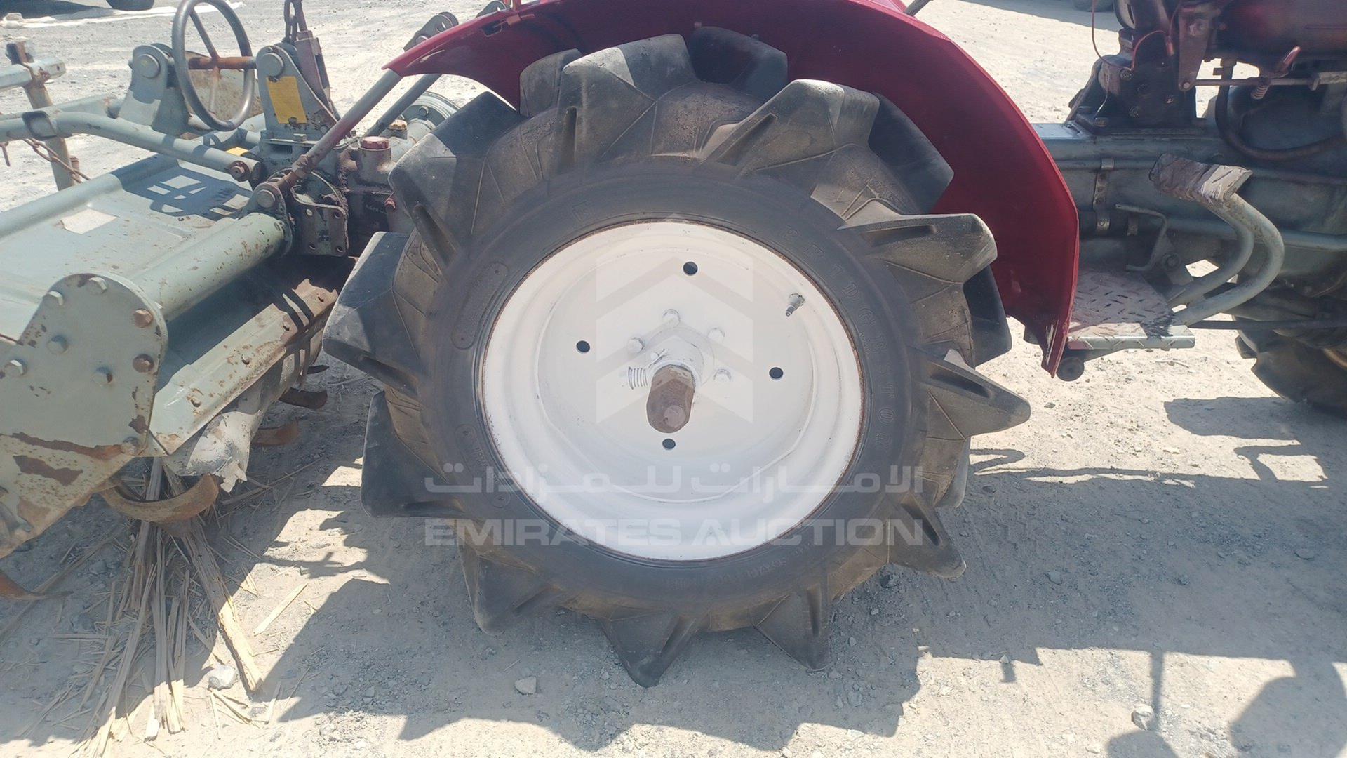 0 YANMAR --- VIN: YM1300D04615