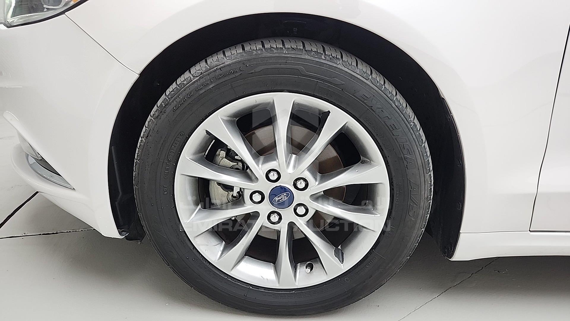 2017 FORD FUSION VIN: 3FA6P0HD8HR290258
