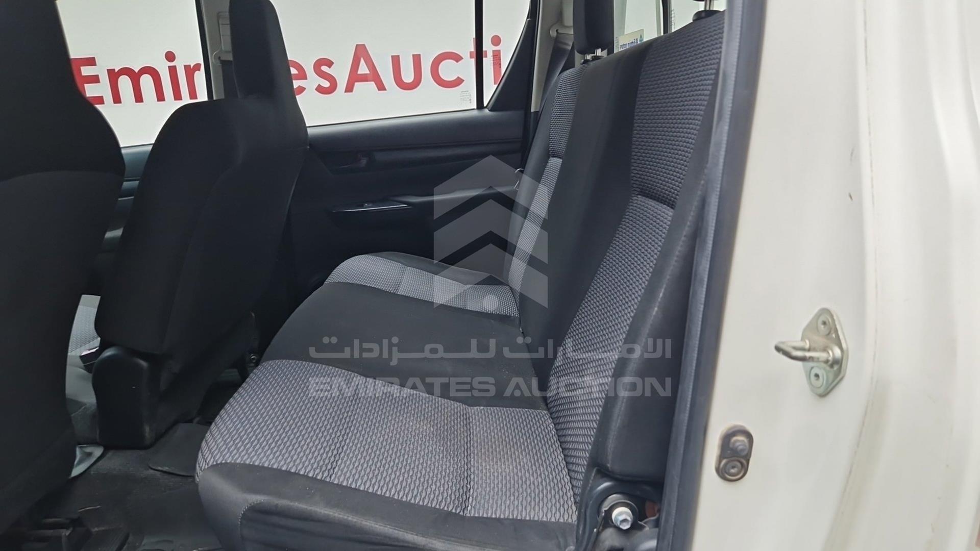 2016 TOYOTA HILUX VIN: MR0JB6CDXG1750298