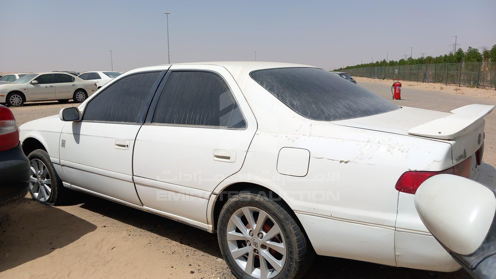2000 TOYOTA CAMRY VIN: 4T1BG22K0YU993661