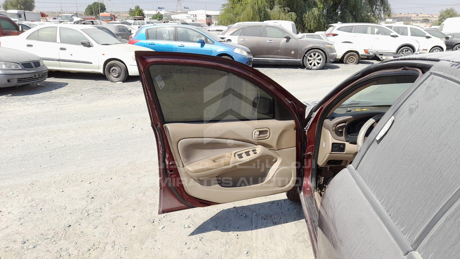 2004 NISSAN SUNNY VIN: JN1FN61C14W063086