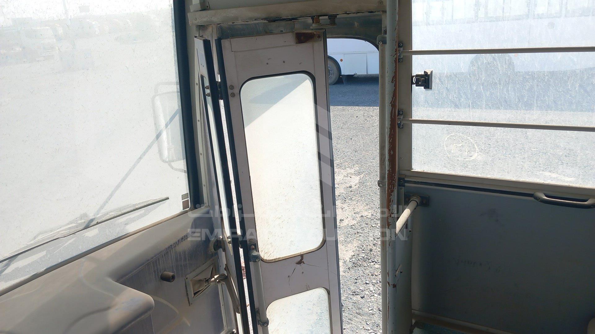 2015 ASHOK LEYLAND FALCON VIN: MB1PBEFA9FUEA0086