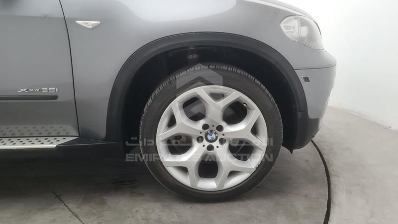 WBAZV4102DL926884 Auction: EmiratesAuction Lot: 409005 WBAZV4102DL926884 BMW X5 2013 GREY Photo 39