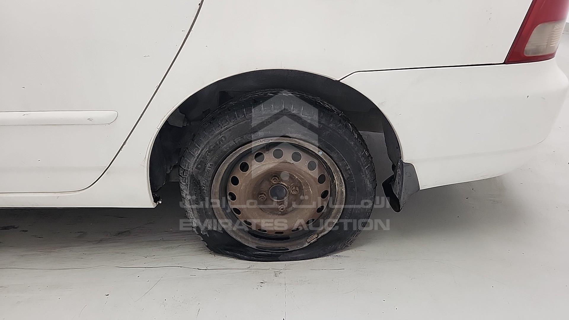 2002 TOYOTA COROLLA VIN: JTDEW23E520046577