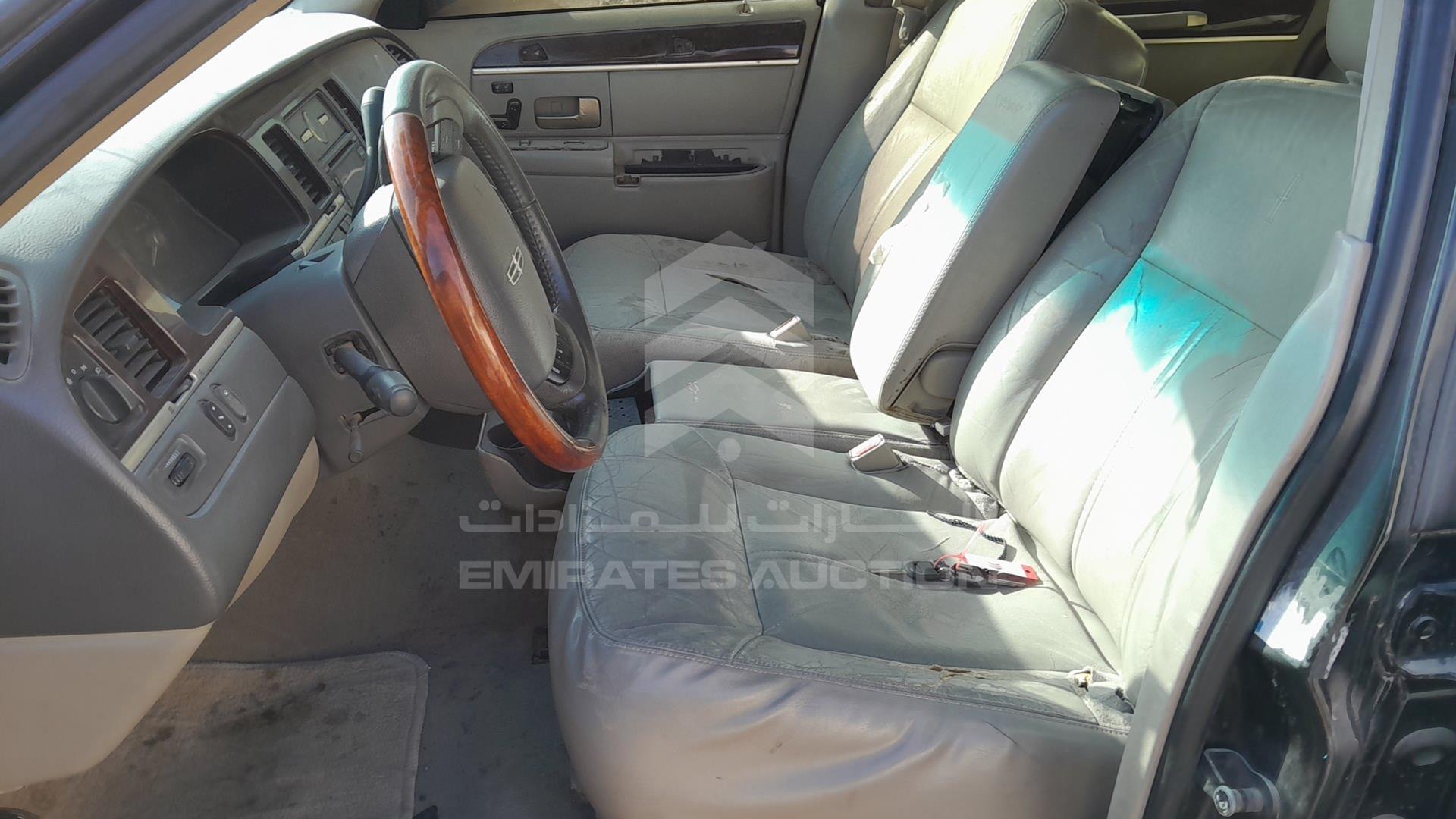 2007 LINCOLN TOWN CAR VIN: 1LNHM82V87Y607303