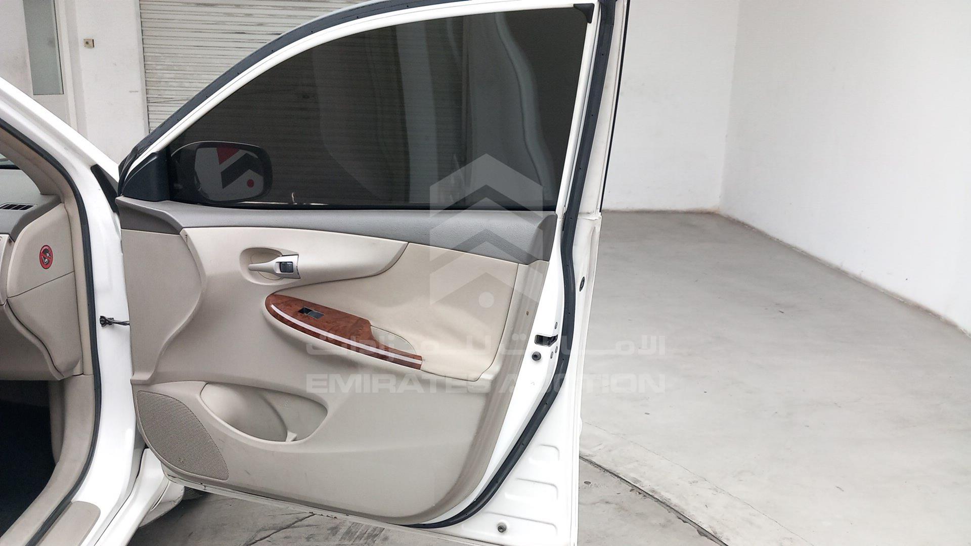 2008 TOYOTA COROLLA VIN: JTDBR42E489013520