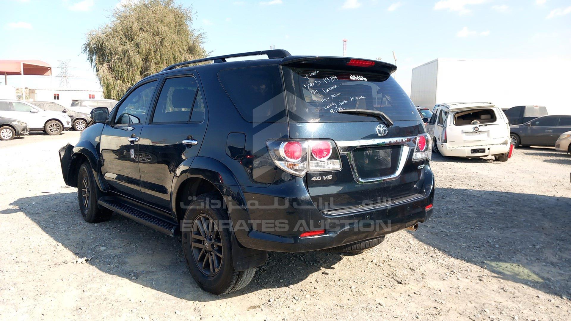 2015 TOYOTA FORTUNER VIN: MHFYU59G4F7039540
