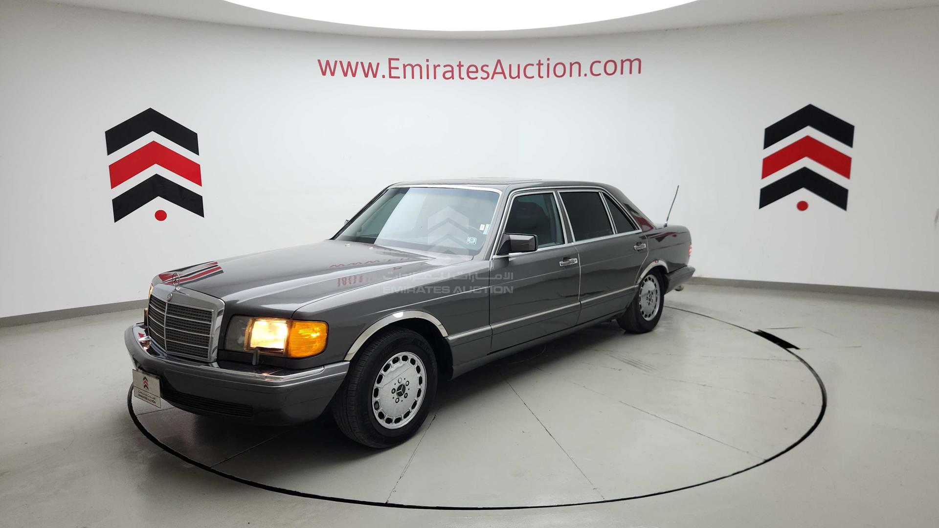 1988 MERCEDES SEL 560 VIN: WDBCA39D0JA417162