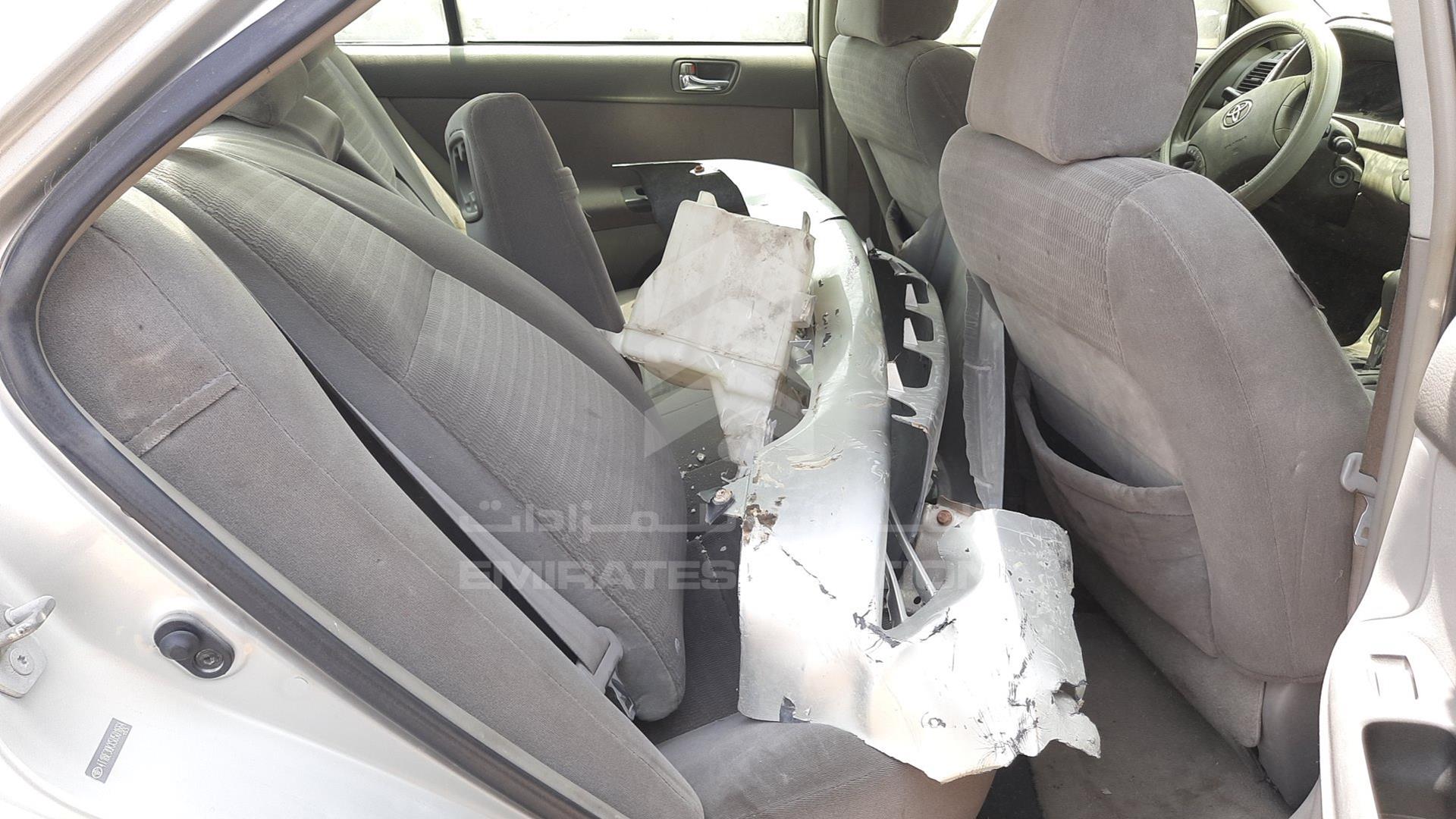 2005 TOYOTA CAMRY VIN: 4T1BE30KX5U501664
