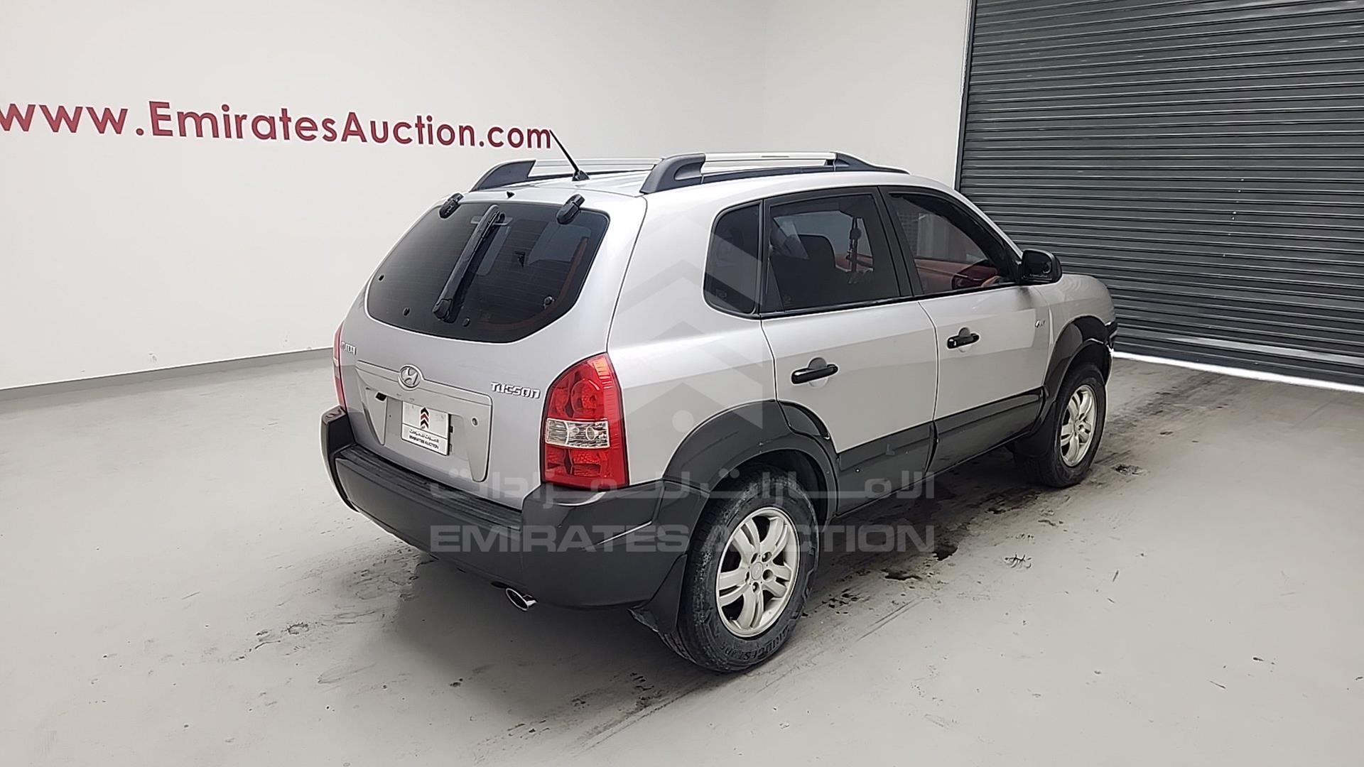 2006 HYUNDAI TUCSON VIN: KMHJM81B16U302479