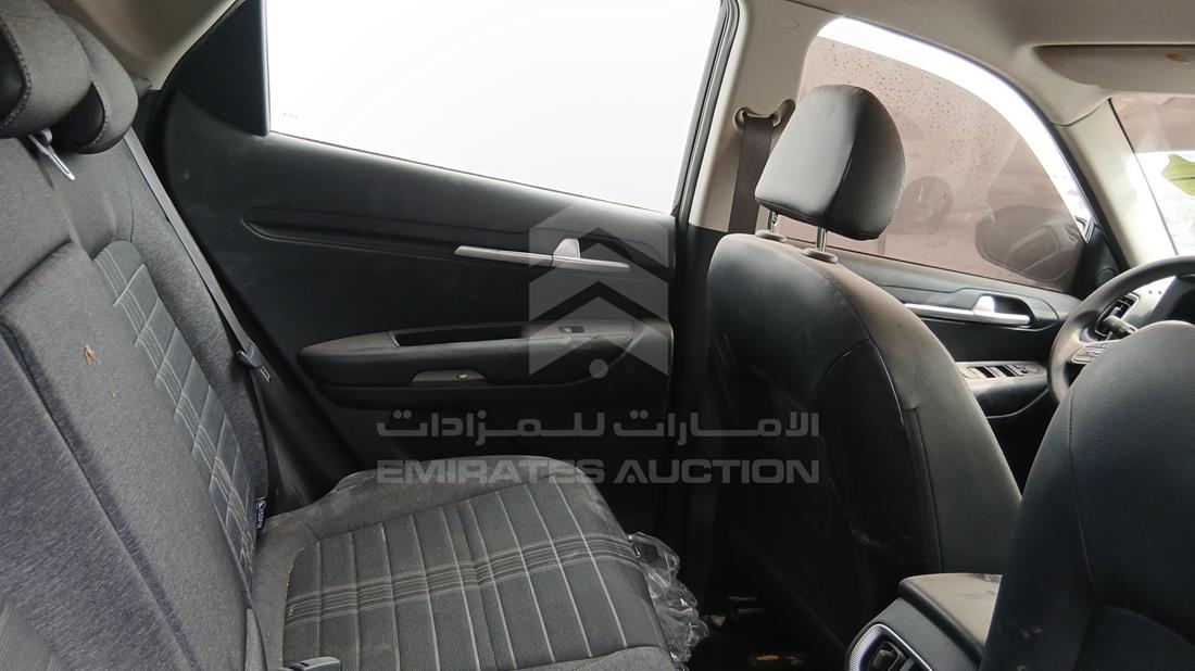 كيا سونيت 2024 — زاوية الراكب الخلفي اليمنى — صورة 19