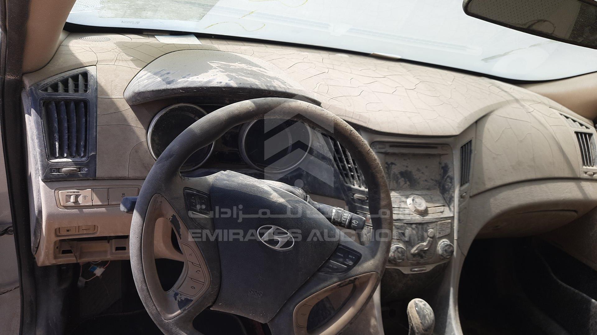 2011 HYUNDAI SONATA VIN: 5NPEB4AC4BH136010