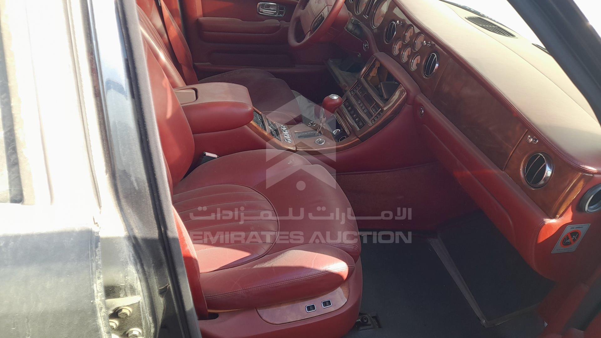 2000 BENTLEY ARNAGE VIN: SCBLC33E6YCX04648