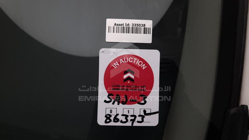 MNTBC2C93F6005567 Auction: EmiratesAuction Lot: 412005 MNTBC2C93F6005567 Nissan Tiida 2015 WHITE Photo 33