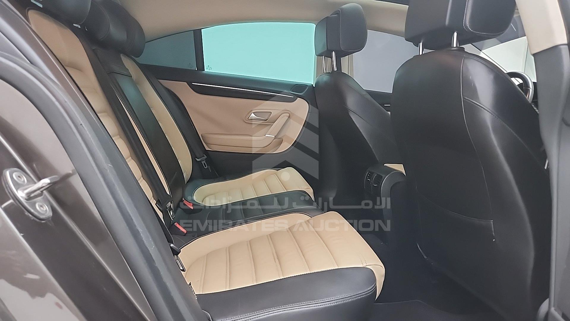 2015 VOLKSWAGEN PASSAT VIN: WVWAP2AN3FE801684