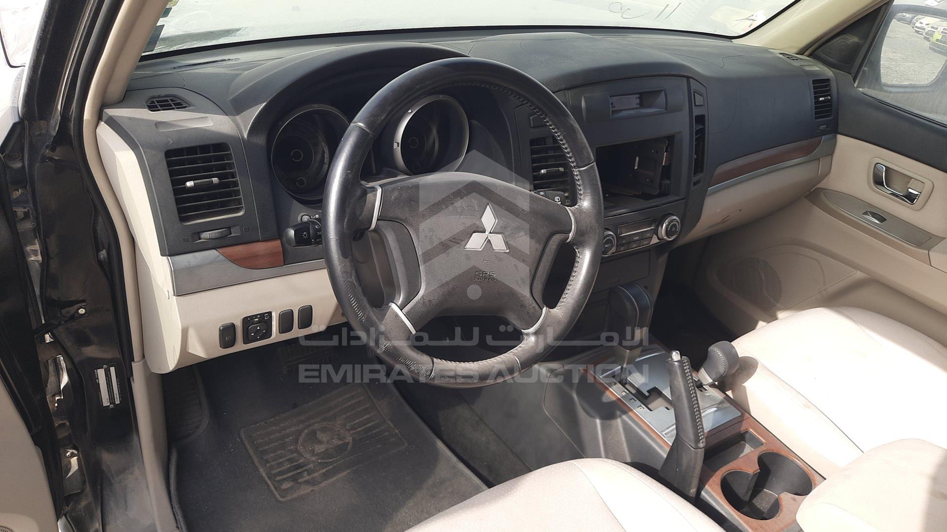 2007 MITSUBISHI PAJERO VIN: JMYLRV93W7J716274