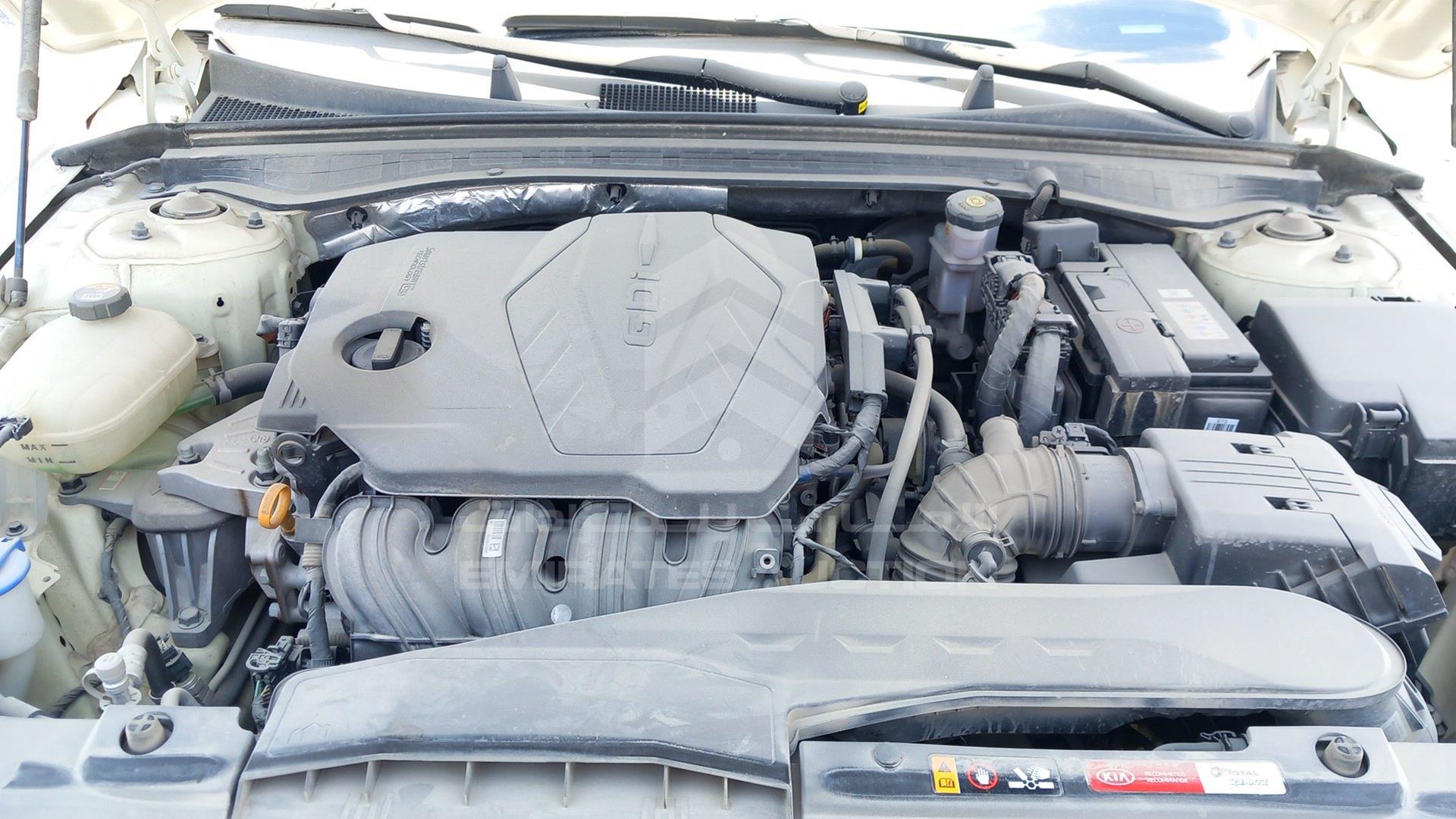 2021 KIA K5 VIN: KNAG24176M5051634