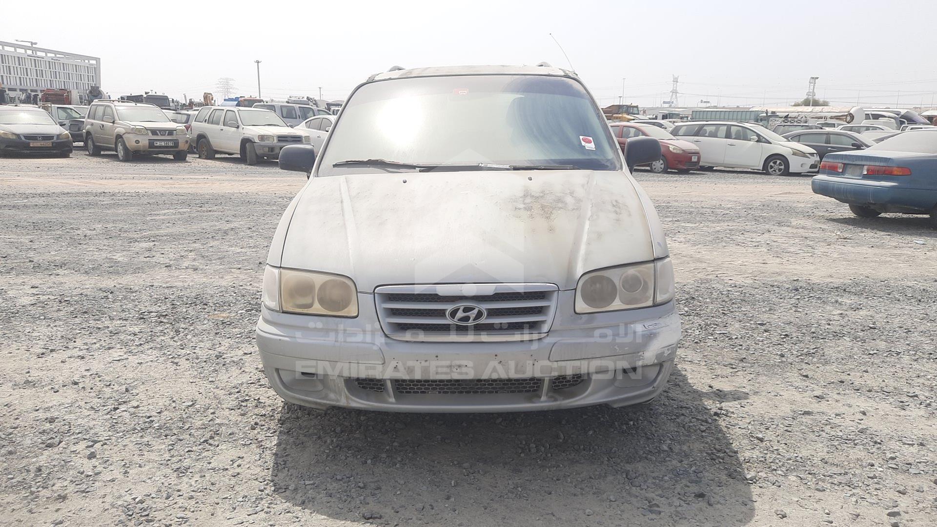 2006 HYUNDAI TRAJET VIN: KMHMG81CX6U277143