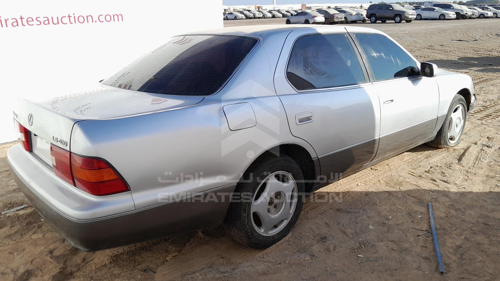 1998 LEXUS LS400 VIN: JT8BH28F4W0130683