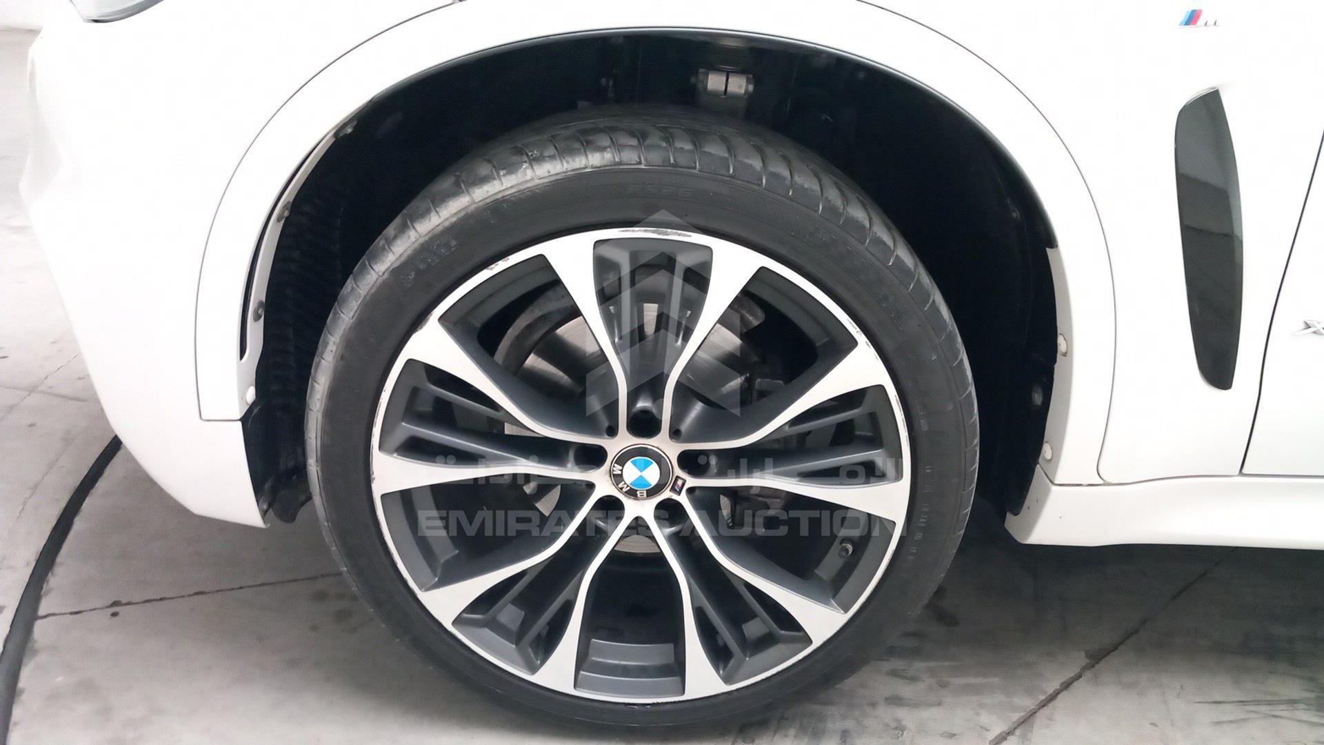 2018 BMW X6 VIN: WBAKU210XJ0Y35271