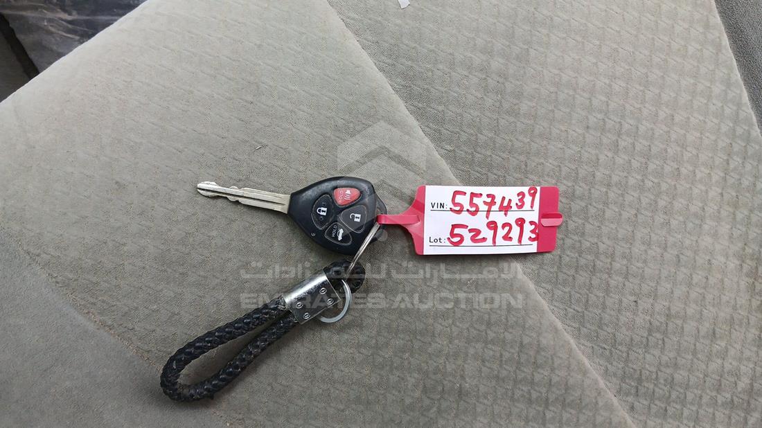 2007 Toyota Camry — Keys — Photo 7