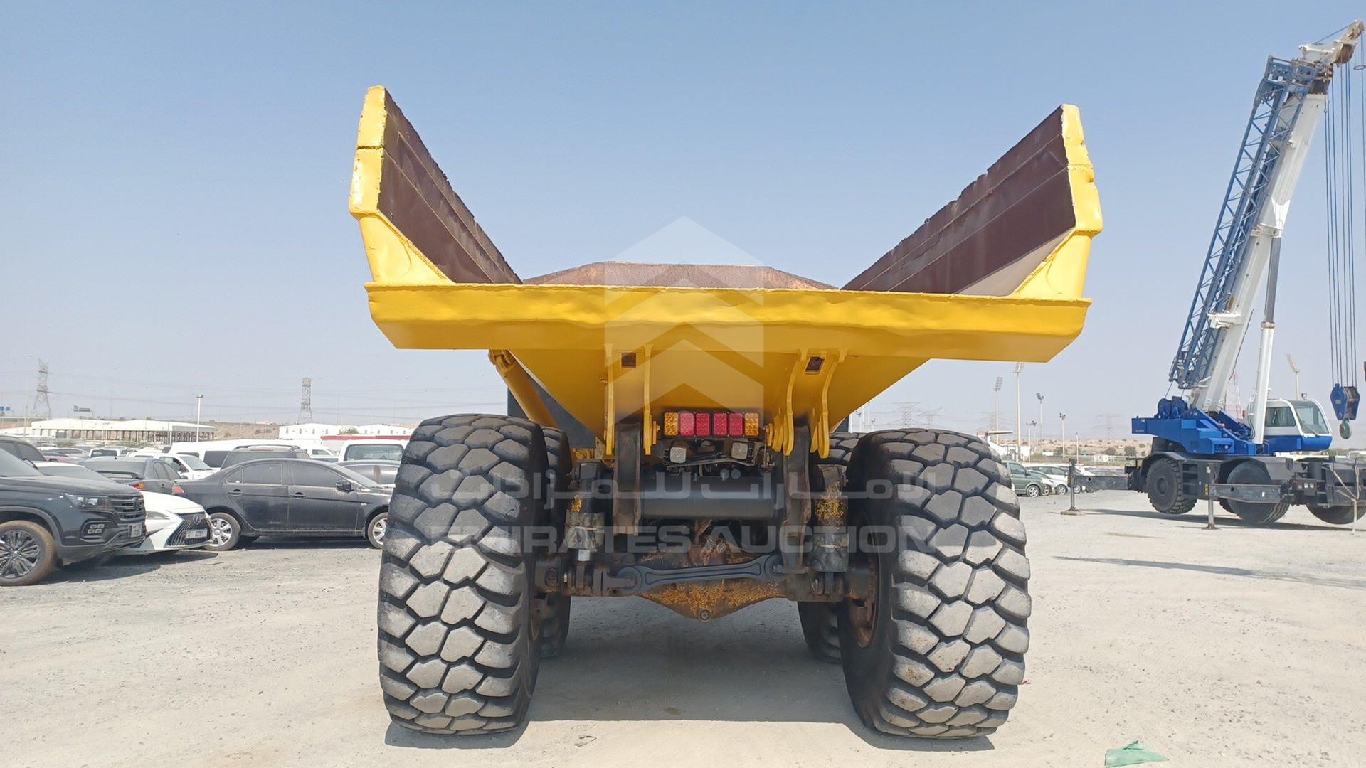 2015 KOMATSU HM400-2R VIN: KMTHM010C29007349