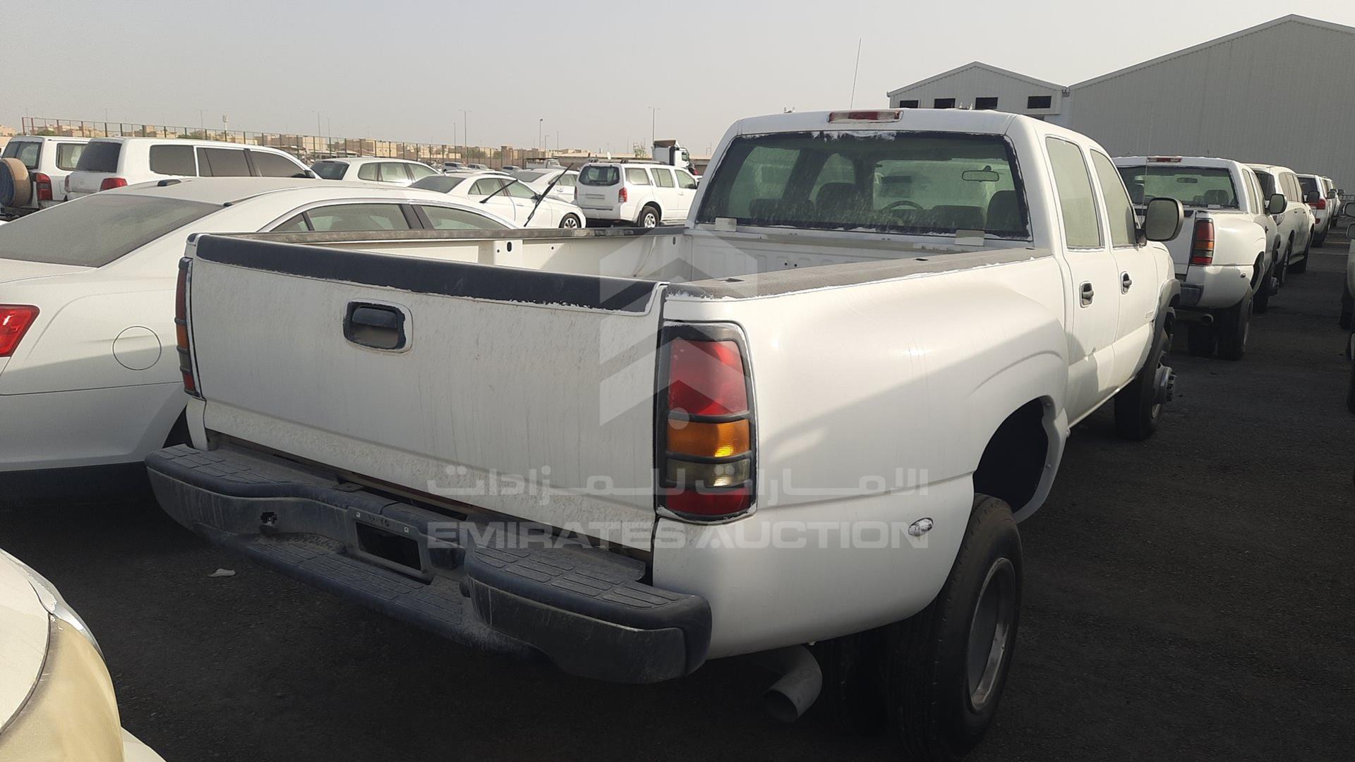 2003 CHEVROLET SILVERADO VIN: 1GCJK33U03F173050