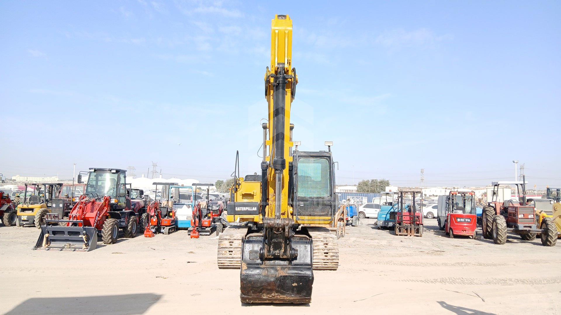 2015 CATERPILLAR 320D VIN: CAT0320DTDNP00354