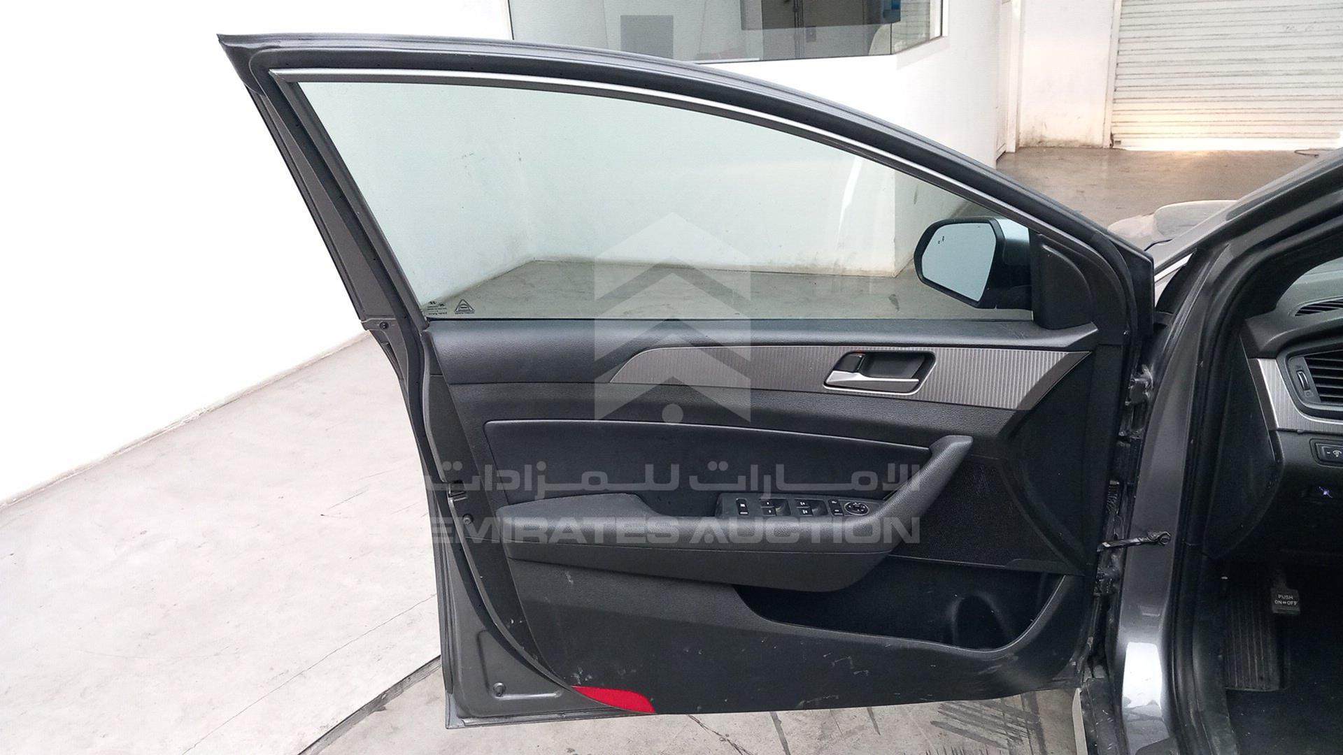 2019 HYUNDAI SONATA VIN: 5NPE34AFXKH740927