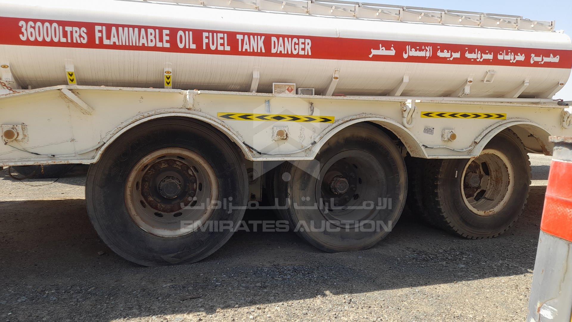 0 LOW BED 3 AXLES VIN: KL4V3TVF1DK006806