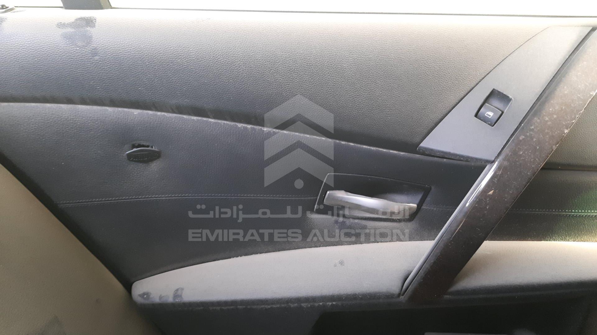 0 BMW 530I VIN: WBANA710X0B607034