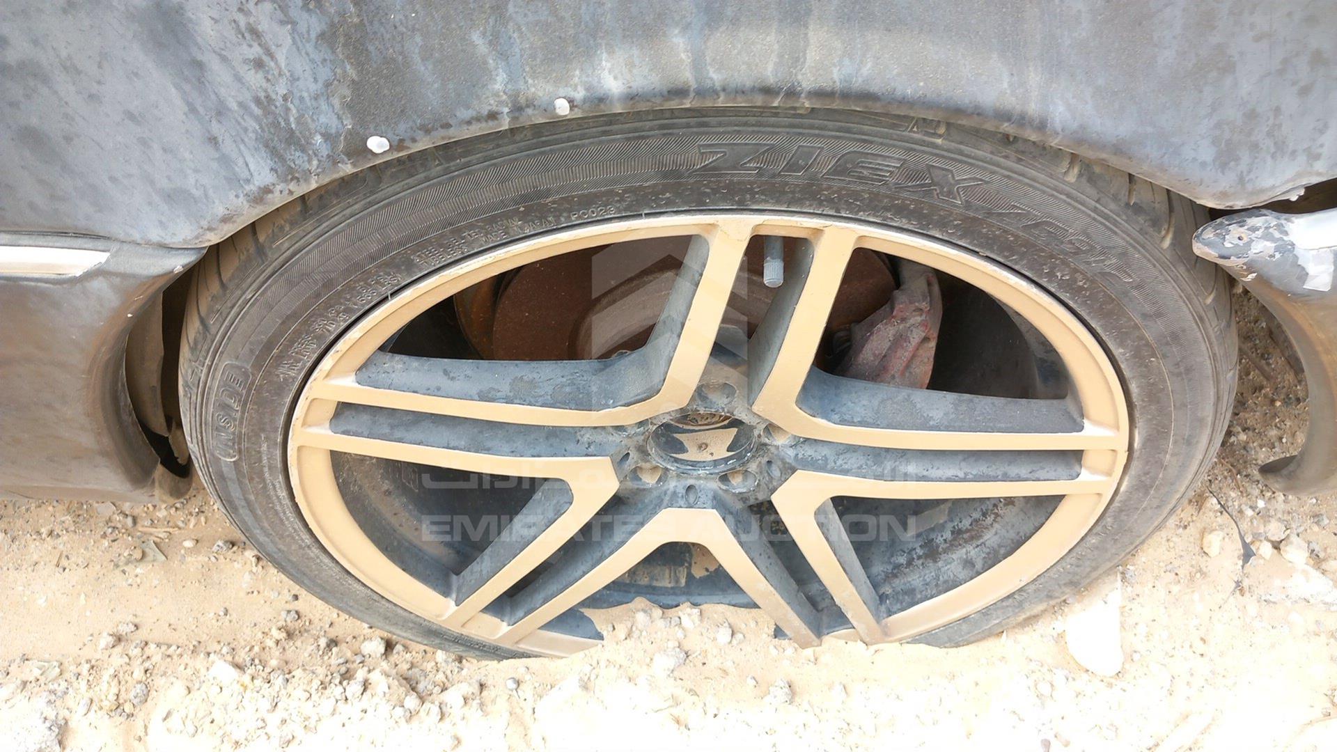 0 MERCEDES CL 500 VIN: WDB1400701A188844