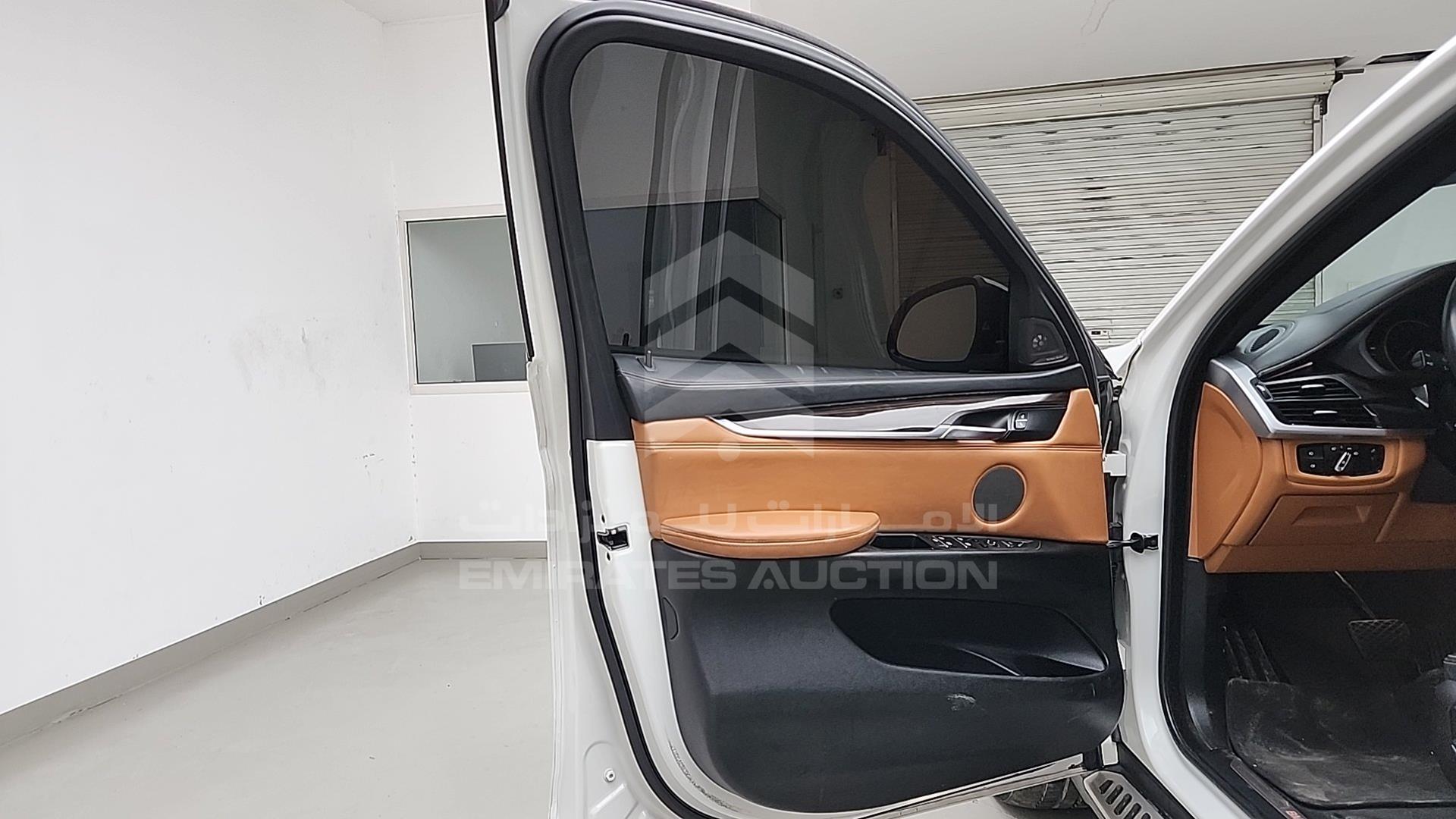 2015 BMW X6 VIN: WBAKU6103F0G58175