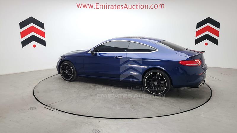 WDDWJ4JB4HF383700 Auction: EmiratesAuction Lot: 406062 WDDWJ4JB4HF383700 Mercedes C 300 2017 BLUE Photo 55