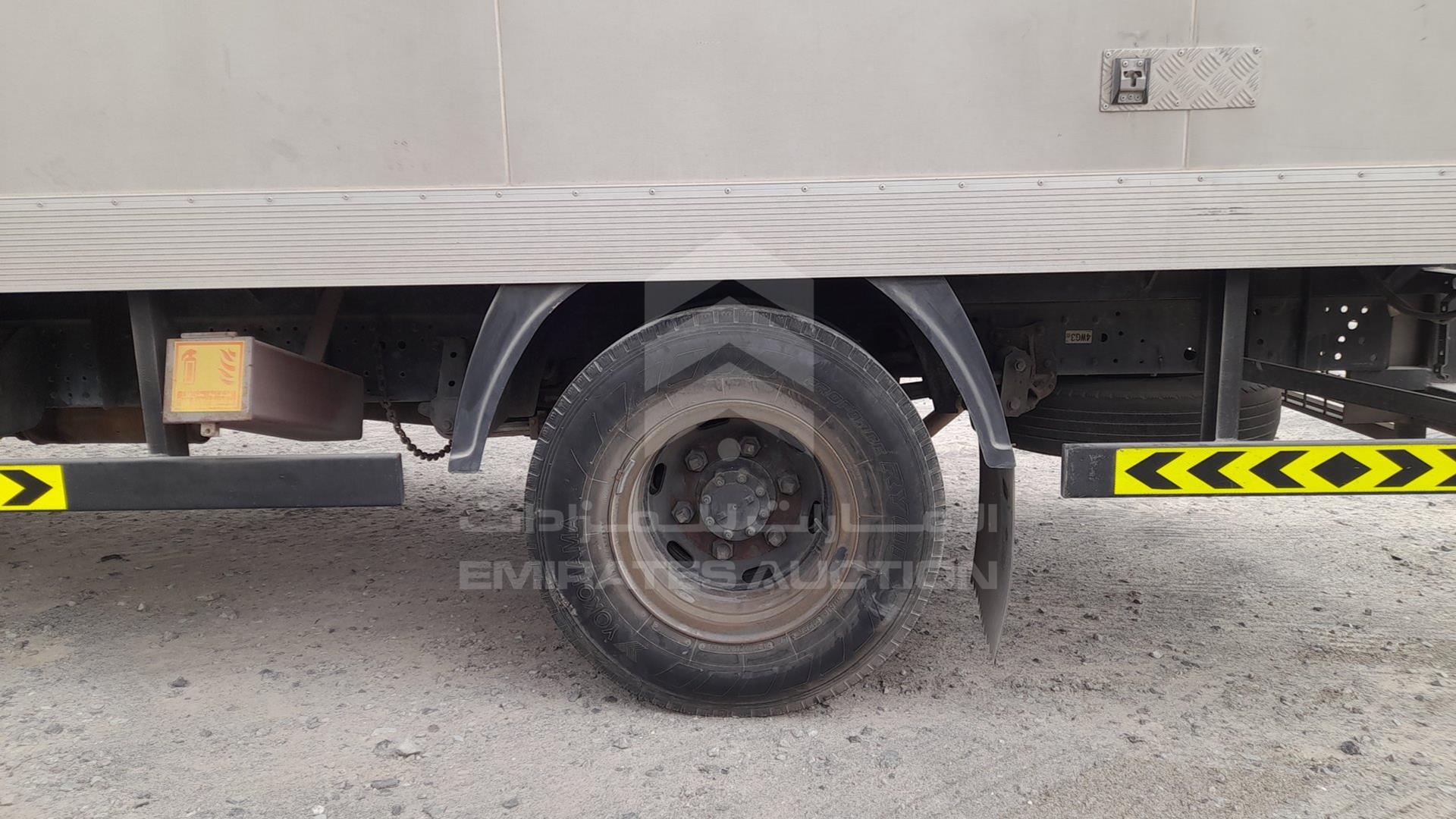 2017 ISUZU NPR VIN: JAAKP34H4H7P07991
