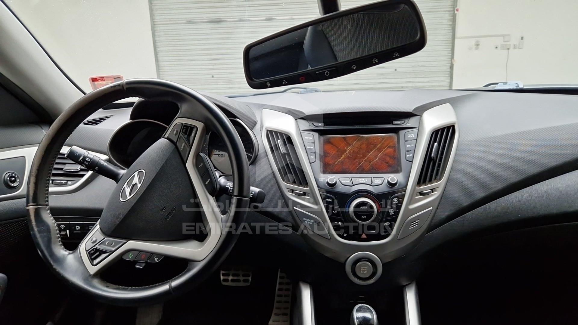 2015 HYUNDAI VELOSTER VIN: KMHTC6AD5FU232499