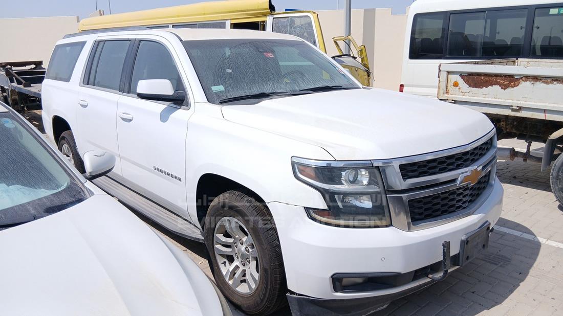 2019 Chevrolet Suburban — Front Right Angle — Photo 10