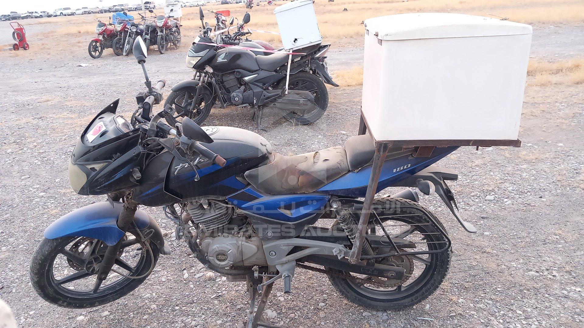 2015 BAJAJ PULSAR 180CC VIN: MD2A12DZ5FCD56261