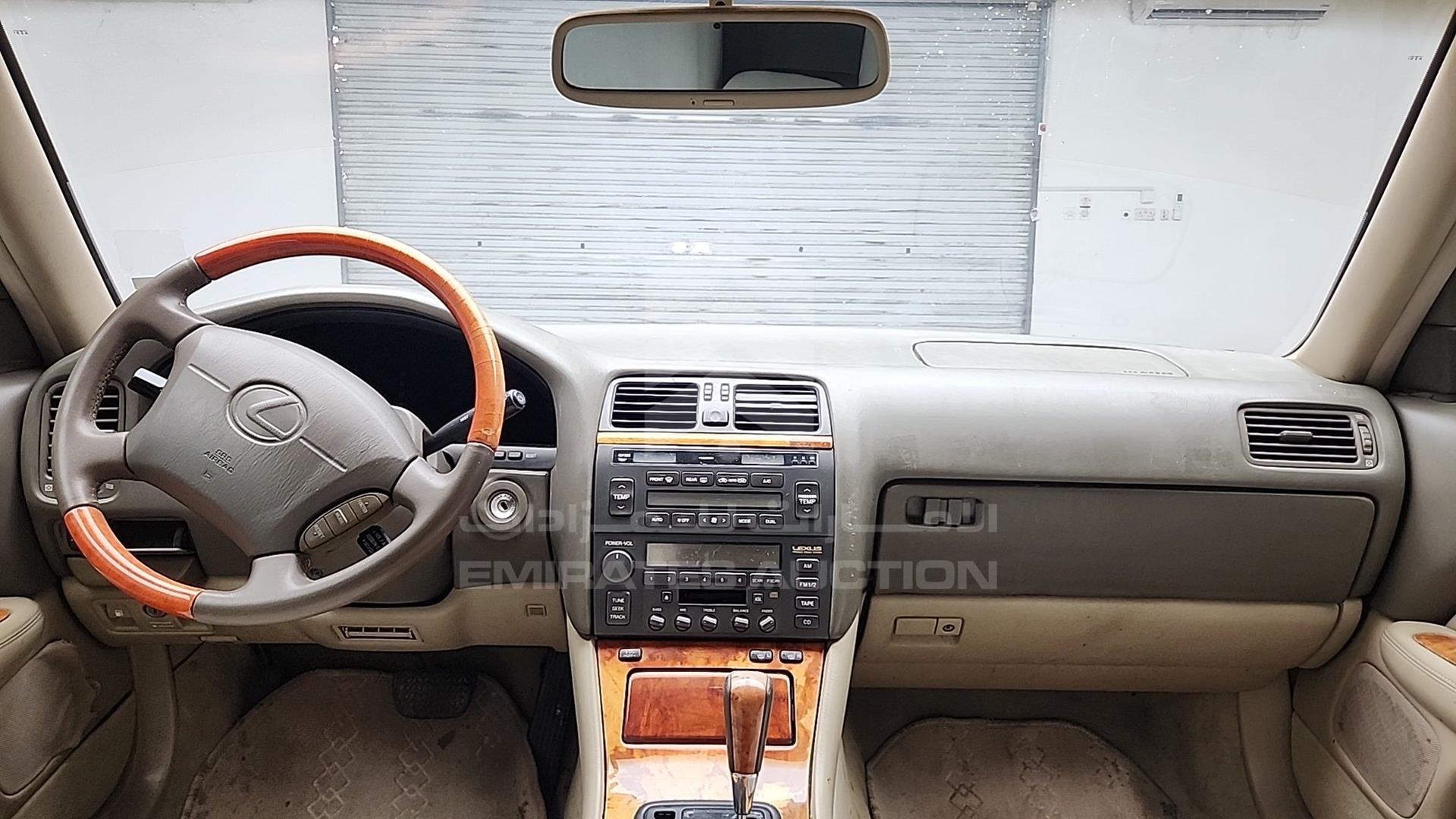 1998 LEXUS LS400 VIN: JT8BH28F8W0126636