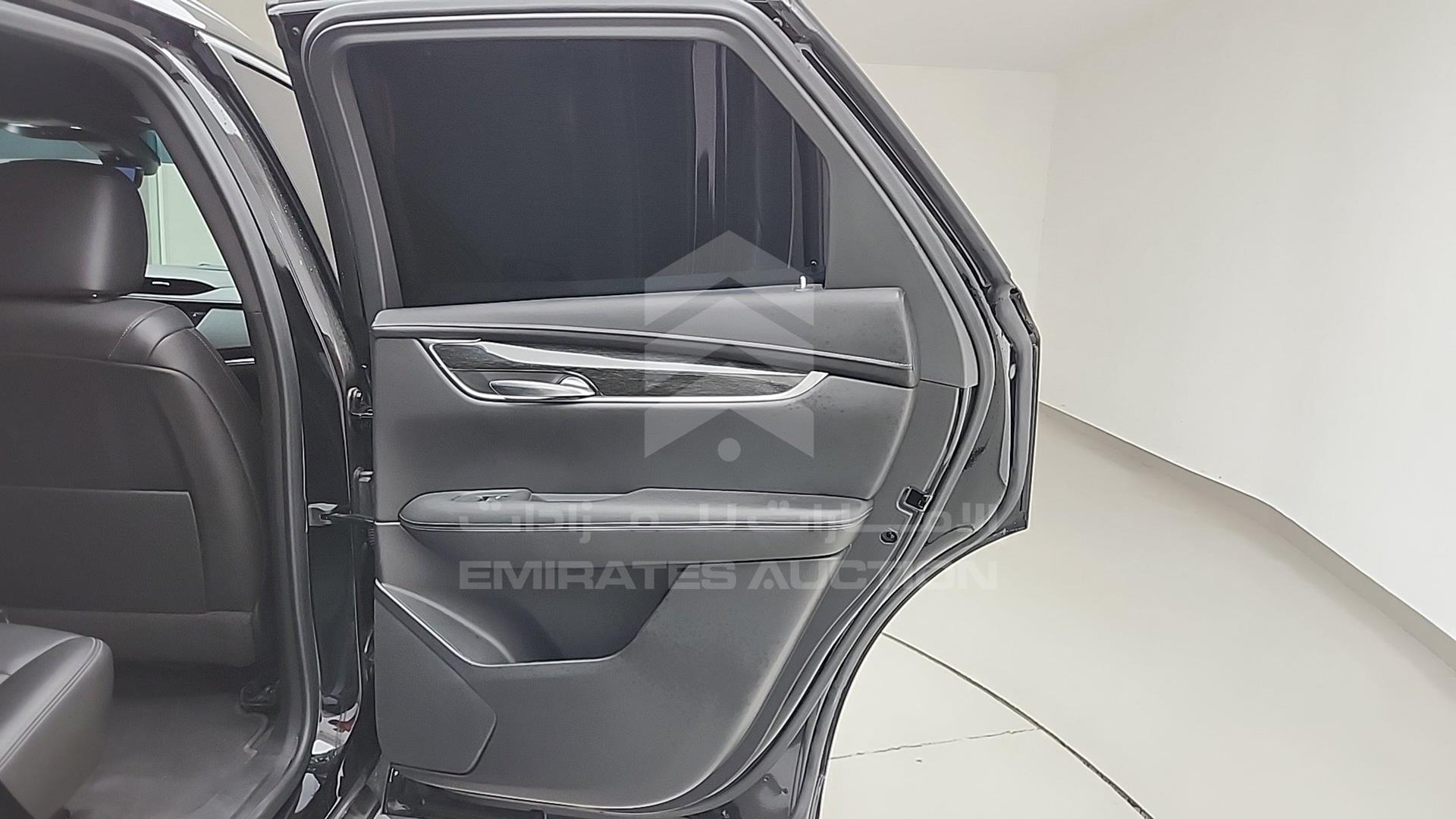 2021 CADILLAC XT 5 VIN: 1GYKNCRS7MZ137237