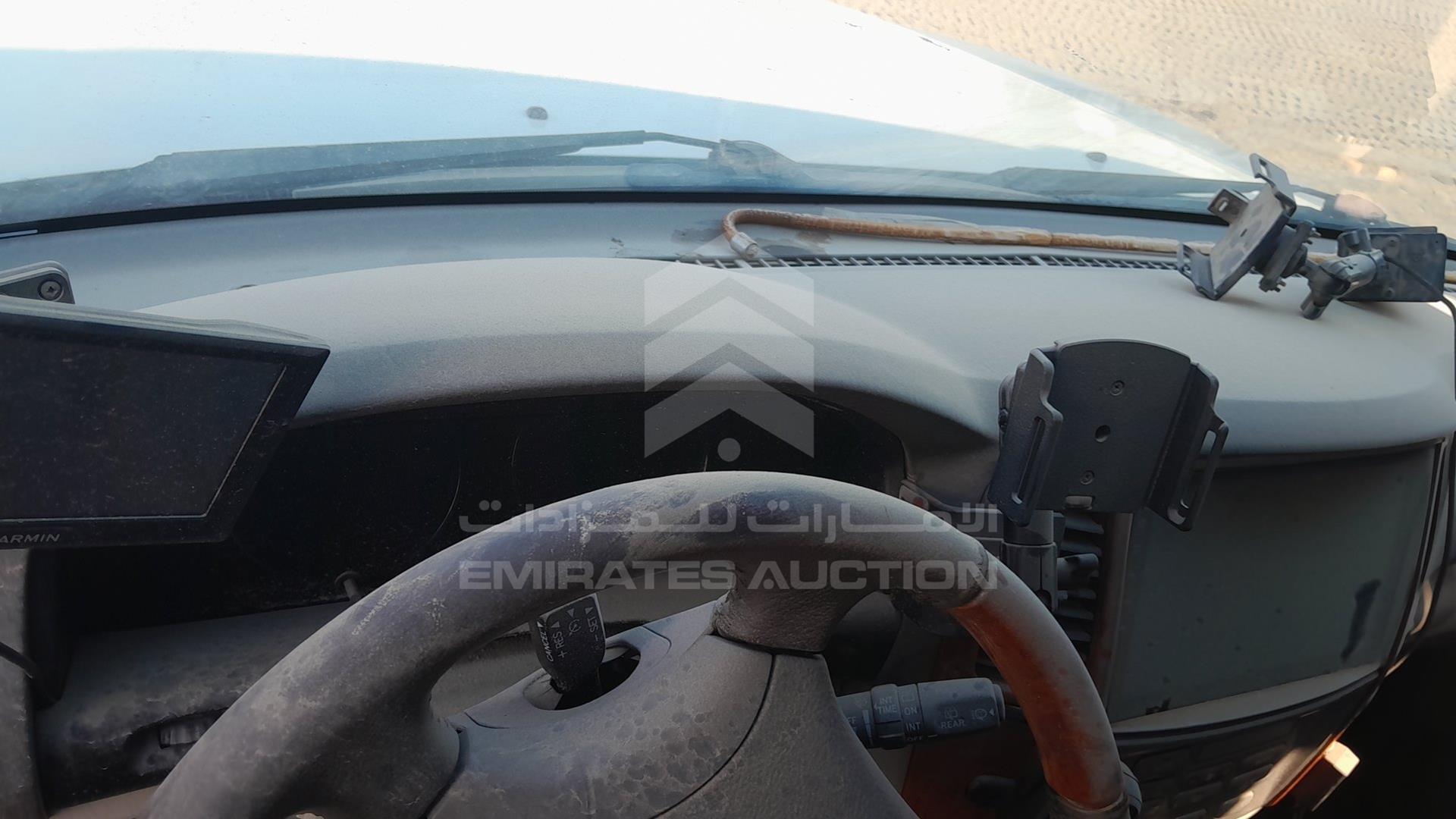 2007 TOYOTA LAND CRUISER VIN: JTEHT05J572106823