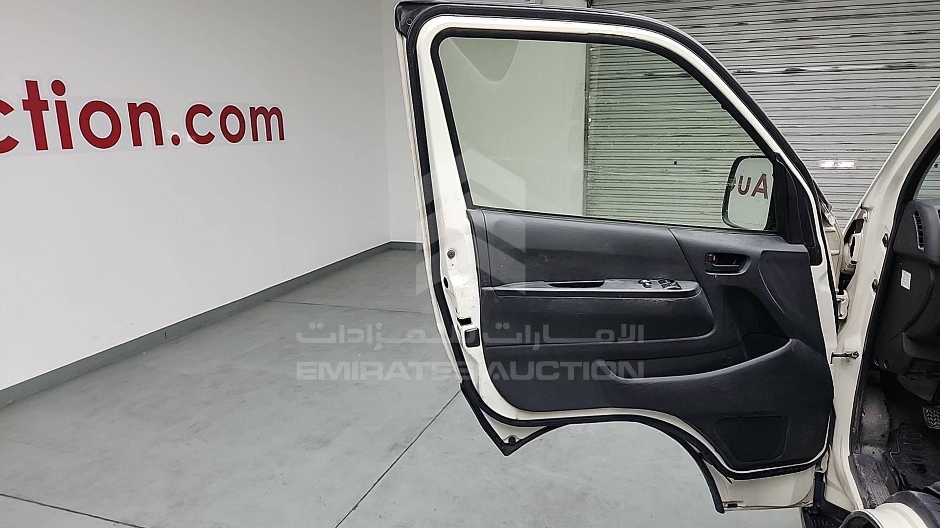 2016 TOYOTA HIACE VIN: JTGRX12P0G8048499